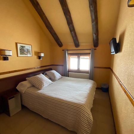 Hotel Copacabana Пас де ла Каса Екстериор снимка