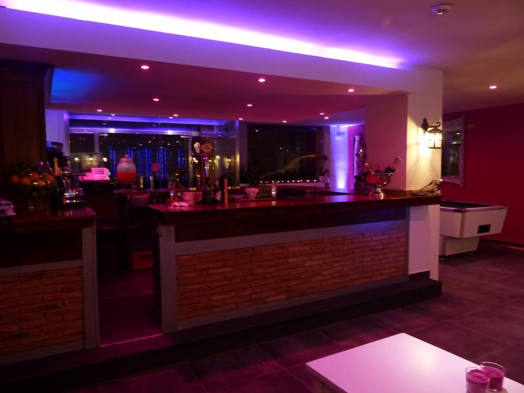 Hotel Copacabana Пас де ла Каса Екстериор снимка