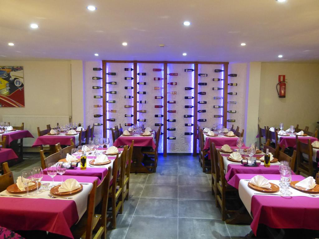 Hotel Copacabana Пас де ла Каса Екстериор снимка