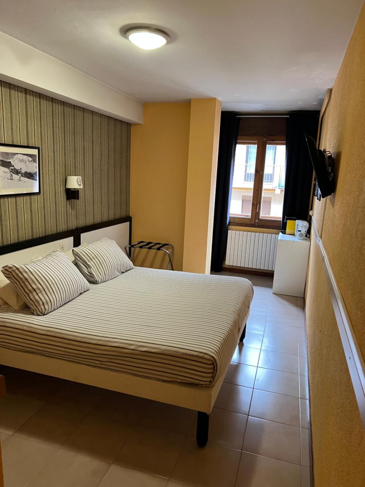 Hotel Copacabana Пас де ла Каса Екстериор снимка