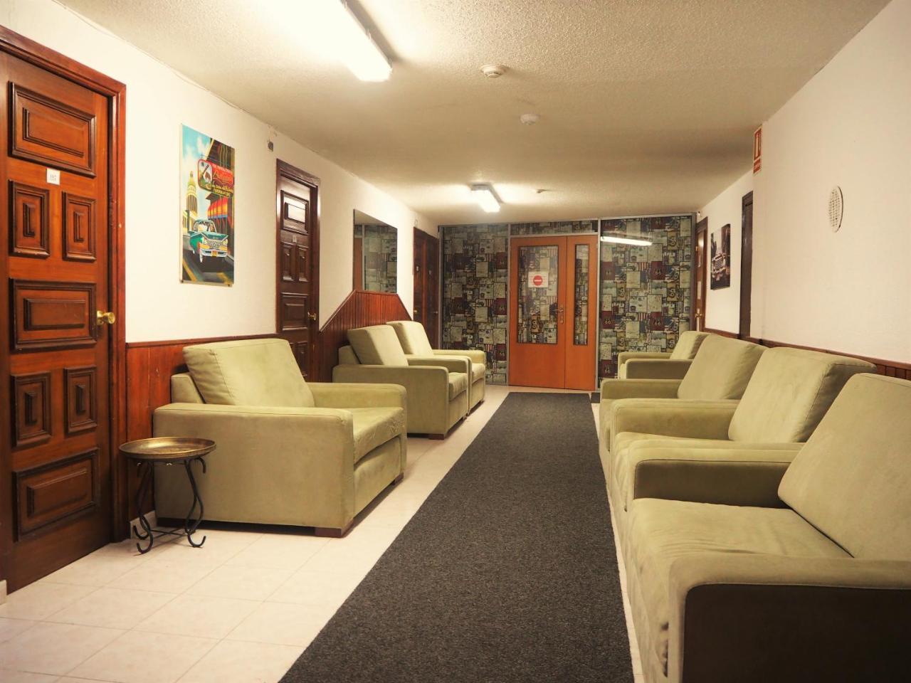 Hotel Copacabana Пас де ла Каса Екстериор снимка