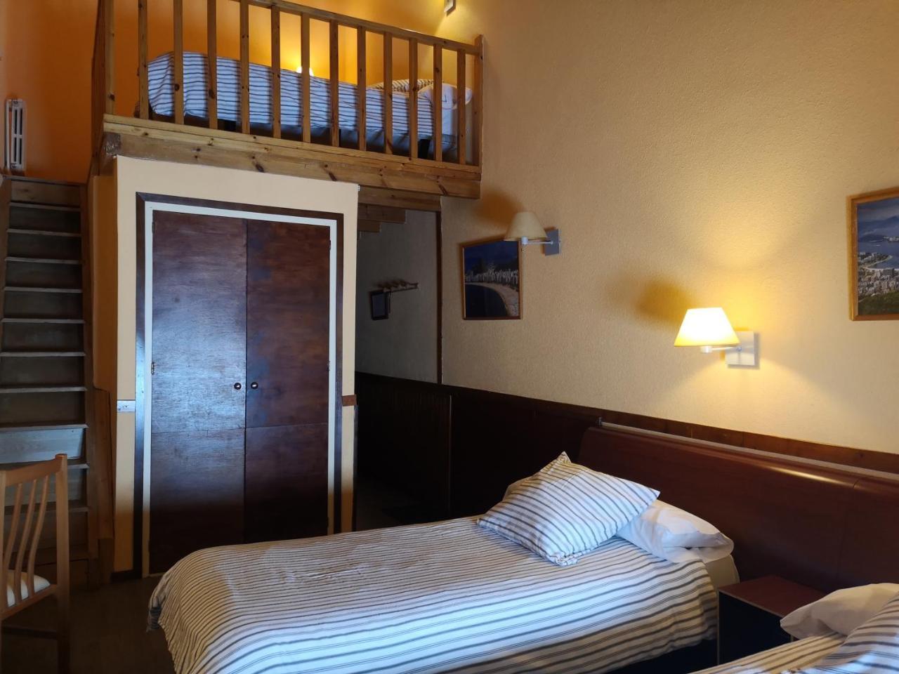 Hotel Copacabana Пас де ла Каса Екстериор снимка