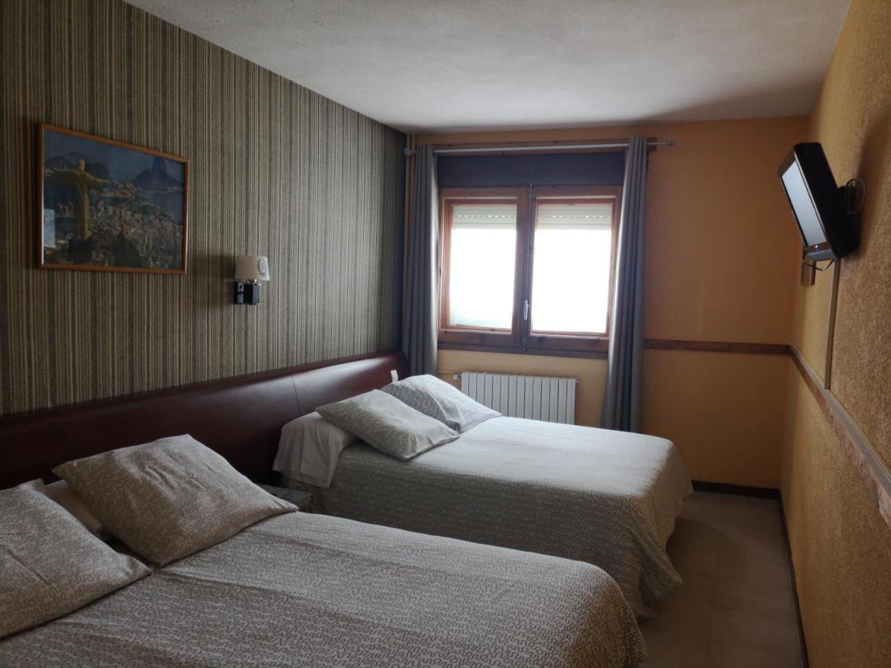 Hotel Copacabana Пас де ла Каса Екстериор снимка